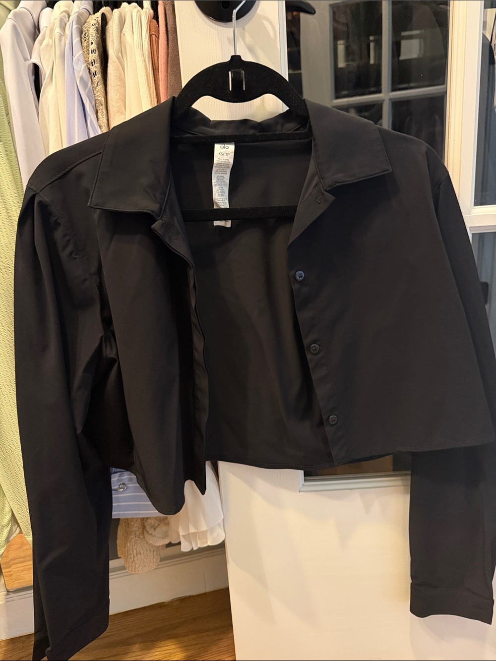 ALO Yoga Black Cropped Button-Front Jacket